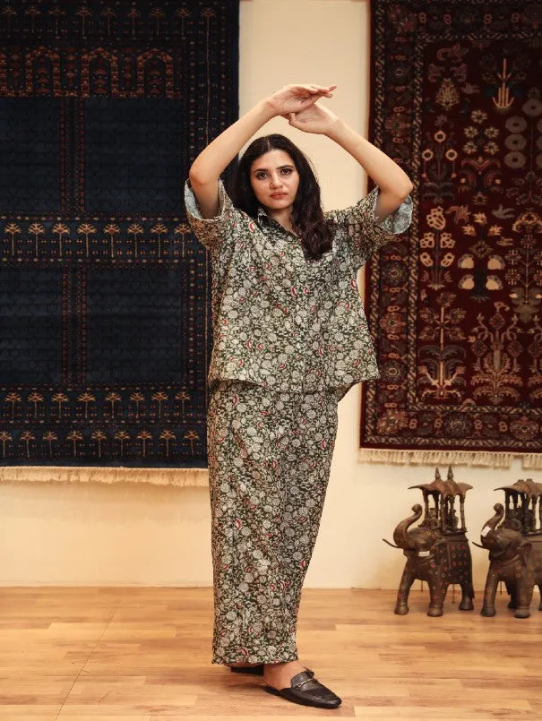 Anam Green Cotton Muslin Co-Ord Set (Set of 2)
