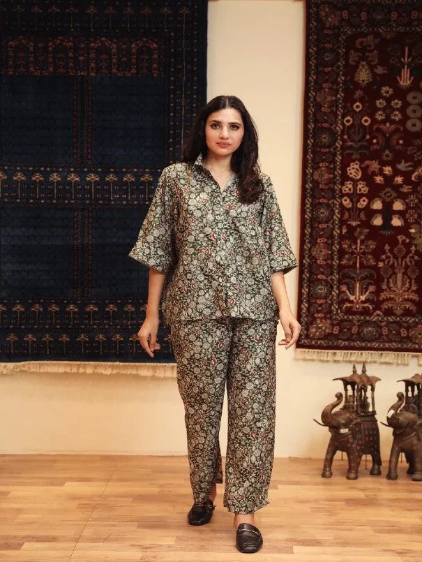 Anam Green Cotton Muslin Co-Ord Set (Set of 2)