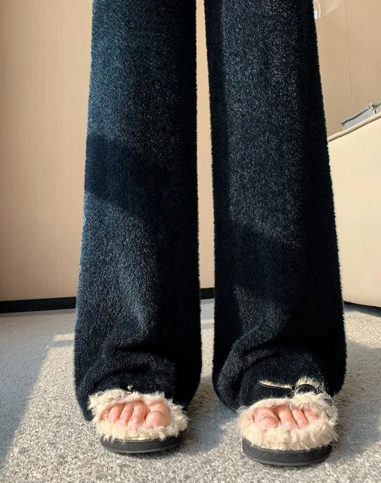 Fashionkova Dania Plush Knit Lounge Pants