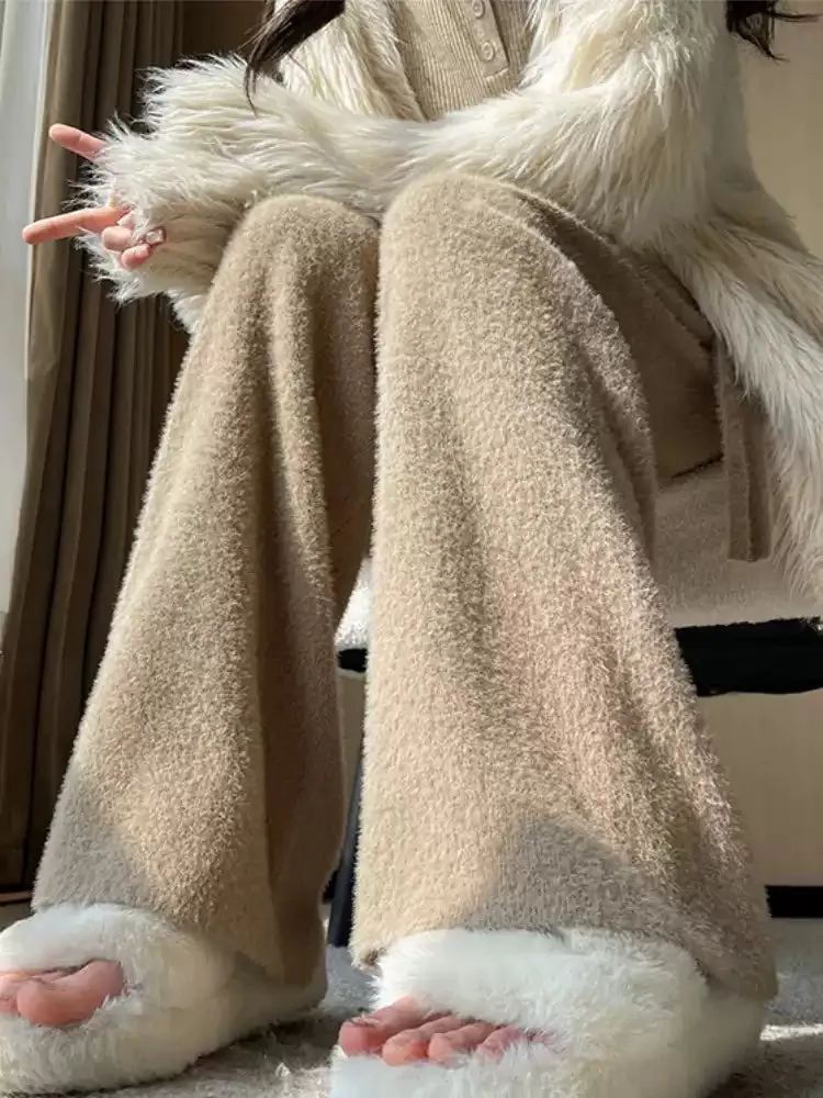Fashionkova Dania Plush Knit Lounge Pants
