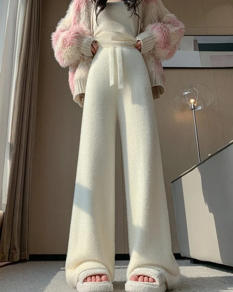 Fashionkova Dania Plush Knit Lounge Pants