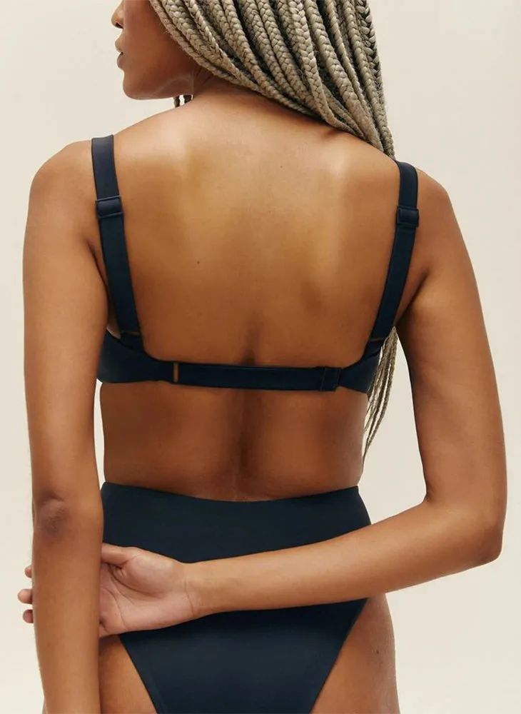 Gaia Top & Classic Hotpant Bottom