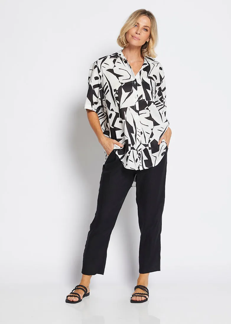 Quandry Linen Shirt in Black Jungle Print