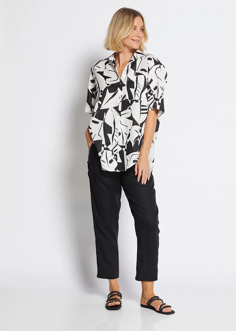 Quandry Linen Shirt in Black Jungle Print