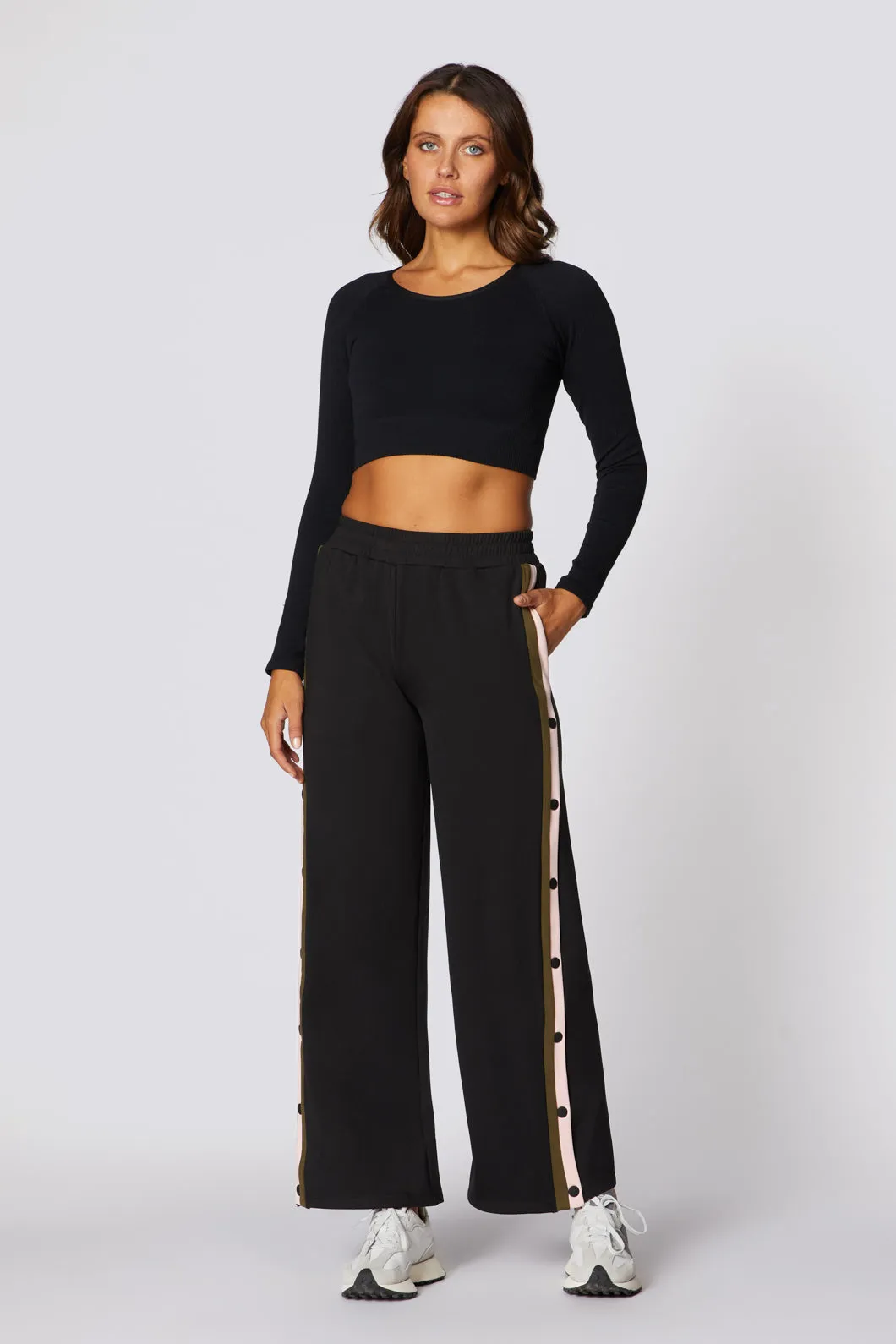 Transcendent Snap Pant