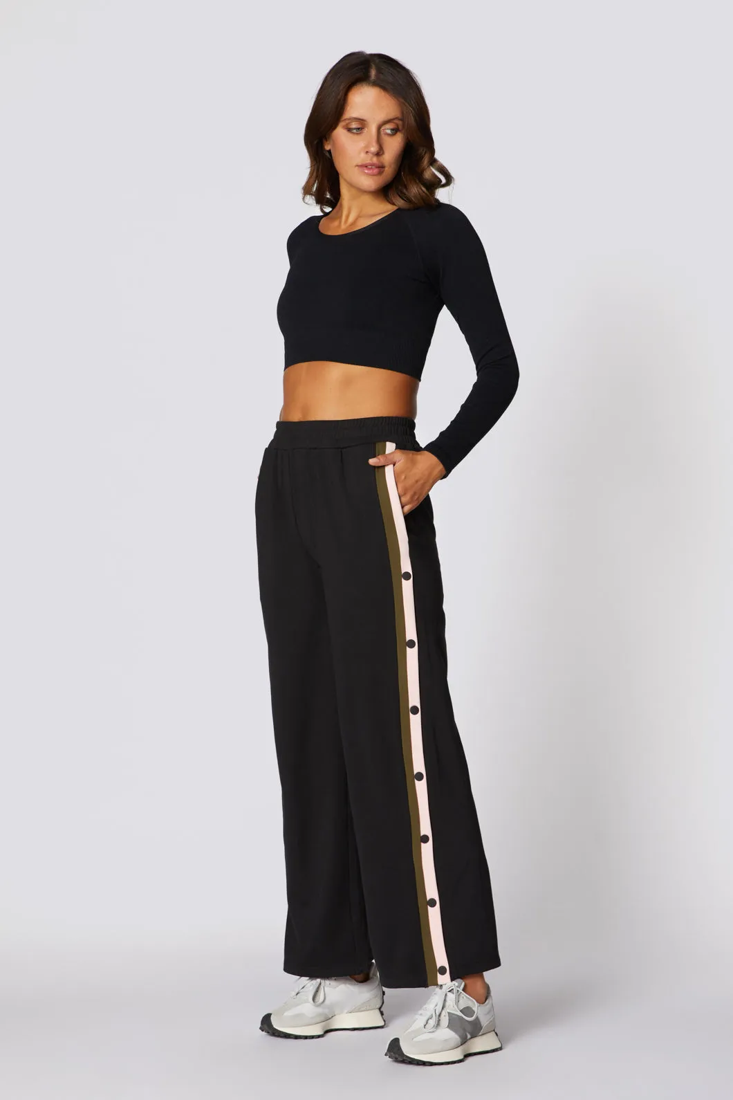 Transcendent Snap Pant